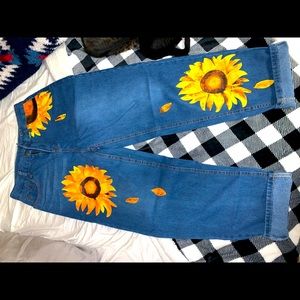 Blue cute flower jeans.